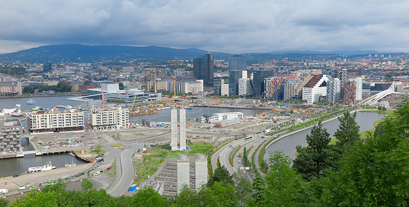 View from Ekeberg towards Bjørvika with Losæter in front